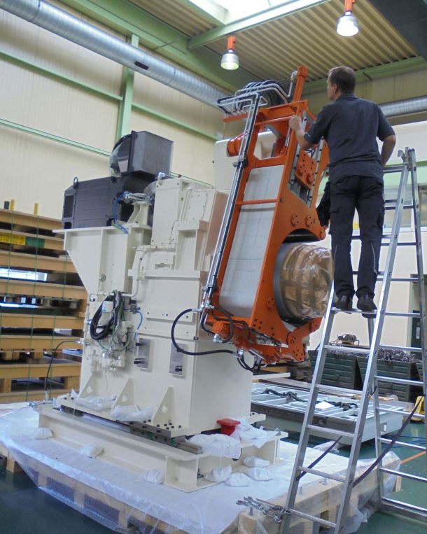 Hydrauliksystem auf Holzpalette